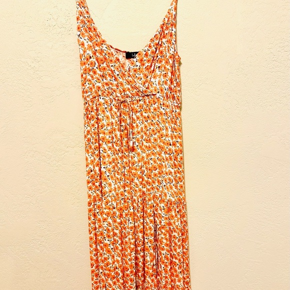 Lulus Dresses & Skirts - Lulu's Vibrant Orange Floral Maxi Dress Medium EUC